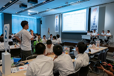 「数学甲子園2019」本選/Math Liveの様子