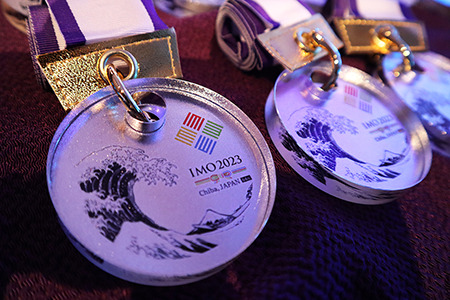 「国際数学オリンピック日本大会」銀メダル